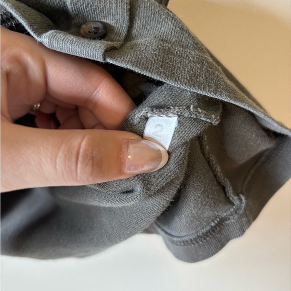 Brandy Melville Brown Crop Top - Picture 3 of 7